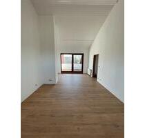 Helle 2-Zi. Wohnung in Krefeld Uerdingen – Frisch renoviert