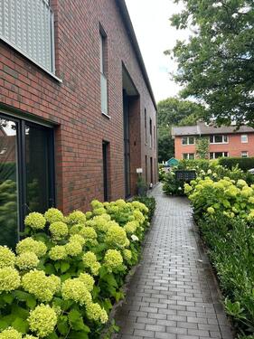 Foto - Moderne 3-Zimmer-Wohnung mit Terrasse und Garten in bester Lage