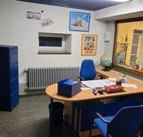 Büro Laden Lager - 360,00 EUR Kaltmiete, ca. 6,00 m² in Elterlein (PLZ: 09481) Büro Laden Lager - 360,00 EUR Kaltmiete, ca. 6,00 m² in Elterlein (PLZ: 09481)