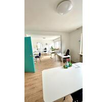 Schöne BüroPraxisräume - in der Innenstadt. 5 Gehmin. zur Bahn - Titisee-Neustadt