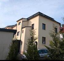 Vermietetes Zweifamilienhaus - 150.000,00&nbsp;EUR Kaufpreis, ca.&nbsp; 180,00&nbsp;m&sup2; in Schönwald (PLZ: 95173)