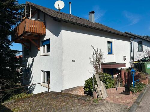 Foto - Mietwohnung 3 Zimmer Altbau 1. OG MFH