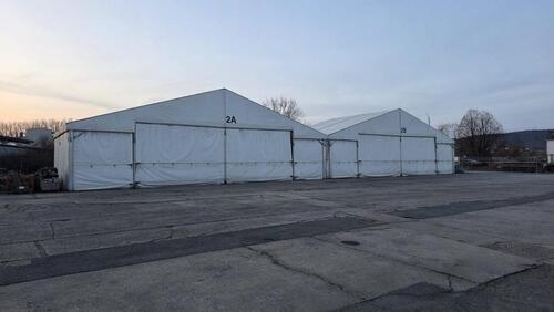 Foto - Überdachte und eingezäunte Stellplätze (Wohnmobil, Boot, etc.)