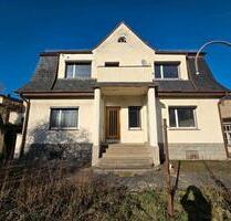 Charmantes Einfamilienhaus mit Stadtvillen-Charakter - Riesa