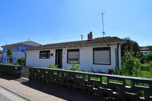 Foto - Haus zur Miete in Neuhemsbach - 2.000,00&nbsp;EUR Kaltmiete, ca.&nbsp; 100,00&nbsp;m&sup2;