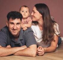 Junge Familie mit dem Traum von einem eigenem Haus - Leverkusen Opladen