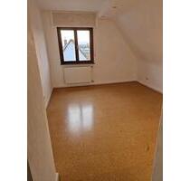 2 (3) Zimmer KB DG Wohnung in GroßostheimWenigumstadt