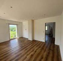 Attraktive Wohnung mit Balkon – ideal zum Wohlfühlen - Denkendorf