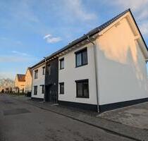 Erstbezug: Moderne 2-Zimmer-Wohnung mit Balkon in Walldürn