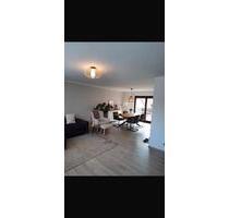 Schöne zentrale 5 Zimmer Wohnung - Burladingen