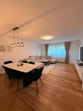 Foto - Sanierte und helle 3-Zimmer-Wohnung mit Balkon und Stellplatz