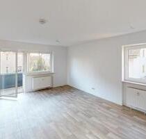 Lichterfüllte 3-Raum-Balkonwohnung in Röhrsdorf - Chemnitz