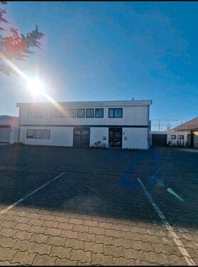 Foto - Wohnen & Arbeiten auf einem Grundstück – Gesamtverkauf.