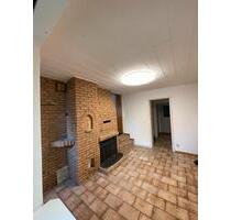 Haus zur Miete - 930,00 EUR Kaltmiete, ca.  74,00 m² in Euskirchen (PLZ: 53881) Dom-Esch