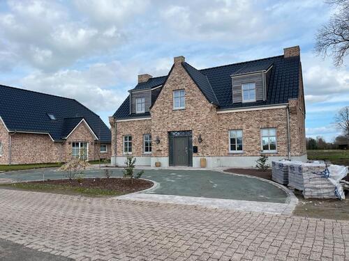 Foto - Traumhaus von 2023, KFW 40 inkl. Nebengebäude