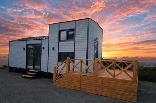 Foto - Modernes Tiny House (Musterhaus) mit Terrasse – sofort verfügbar