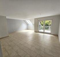 Helle, schöne 3 Zimmer Wohnung mit Garage in Pluwig in modernen MFH zu vermieten