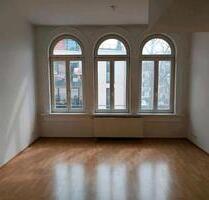 Helle 2-Zimmer Wohnung mit großem Balkon und Garage - Erfurt