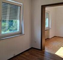Helle 4-Zimmer-Wohnung mit Balkon & EBK in Backnang zu vermieten