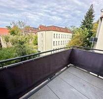 ELEGANTER ALTBAUCHARME TRIFFT MODERNES WOHNGEFÜHL 2024 sanierte Wohnung mit Balkon in Toplage - Leipzig Nord