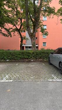 Foto - Außenstellplatz im Münchner Norden zu vermieten!