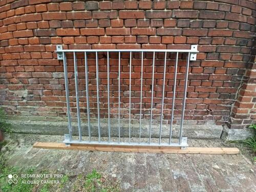 Foto - 8 Absturzsicherungen, Balkonbau, keine Mietminderung, mit Statik