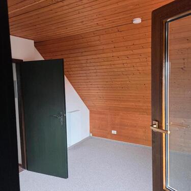 Foto - Dachgeschoßwohnung in Friedberg zur Miete