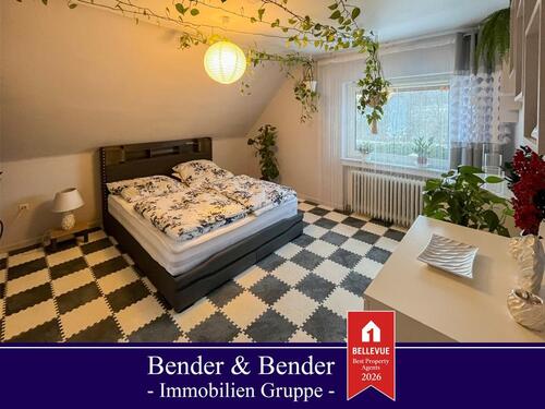 Foto - Gepflegte 3-Zimmer Dachgeschosswohnung fußläufig vom Elkenrother Weiher entfernt!