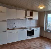 Sehr helle Dachgeschosswohnung mit traumhafter Aussicht, Garten u - Kelkheim (Taunus)