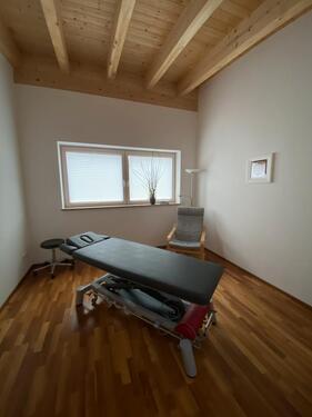 Foto - Praxisraum zu vermieten - 250,00 EUR Kaltmiete,
