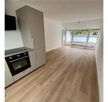 Erstbezug nach Kernsanierung: 3-Zimmer-Wohnung mit Dachterrasse - Kornwestheim
