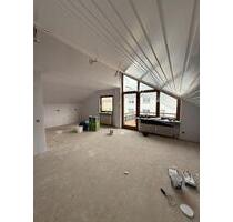 3 Zi DG-Wohnung zu vermieten - 1.080,00 EUR Kaltmiete, in Kirchheim unter Teck (PLZ: 73230)