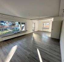 Moderne 2-Zimmer Wohnung mit Terrasse ca.65qm - Menden (Sauerland) Bösperde