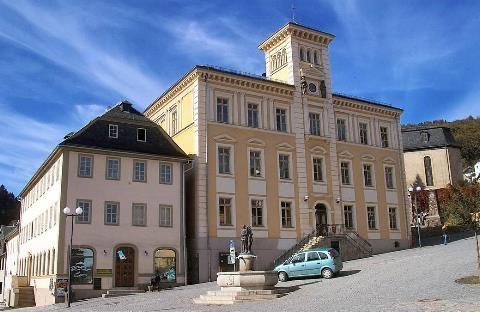 Foto - Schöne 2-Zimmer-Wohnung 1 OG im Zentrum