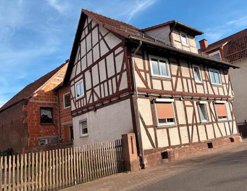 Foto - 8 Zimmer Einfamilienhaus zum Kaufen in Waldkappel