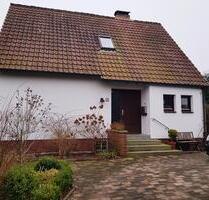 Von privat: Einfamilienhaus m. großem Garten in ruhiger Sackgasse - Hetlingen