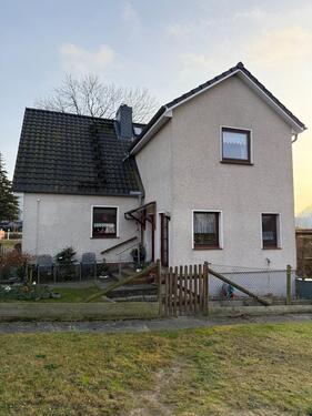 Foto - Einfamilienhaus mit großem Garten