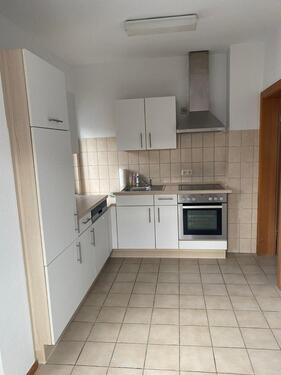 Foto - Neu renovierte 4-Zimmer-Wohnung Rosengarten-Westheim zu vermieten