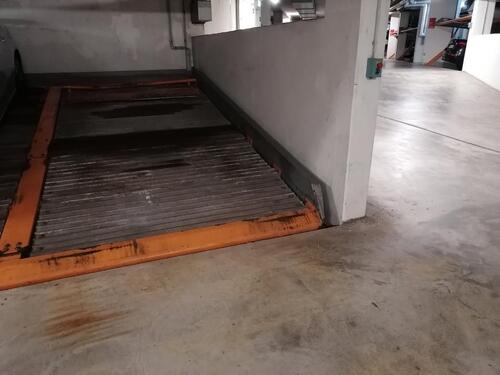 Foto - PKW-Stellplatz wettergeschützt parken in 60439 F-Niederursel