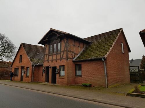 Foto - 10 Zimmer Einfamilienhaus zum Kaufen in Neustadt am Rübenberge