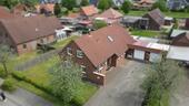 Foto - Einfamilienhaus Mehrfamilienhaus Friesenhaus mit Garagen