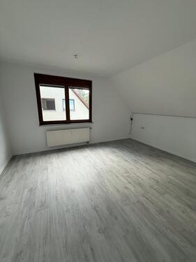 Foto - Etagenwohnung zur Miete in Ostelsheim