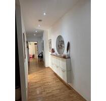 Familien und Paare aufgepasst! Moderne, ruhige 4RWE in Leipzig-Gohlis mit TG-Stellplatz !