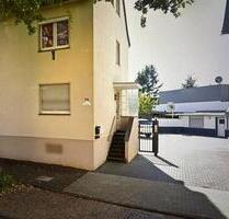 Komfortabler Stellplatz in abgeschlossener Stellplatzanlage - Bonn Küdinghoven