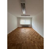 Ansprechende, helle Büroräume mit Blick auf den Neutorplatz - Dinslaken