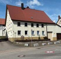 Großes Bauernhaus (ca. 200 m²) mit Garten - Tuningen
