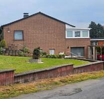 großzügiges Einfamilienhaus mit Einliegerwohnung - Hennef (Sieg)