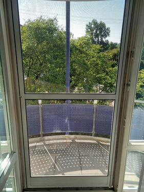 Foto - Schöne und sehr helle 2,5-Zimmer-Wohnung mit Balkon & Einbauküche