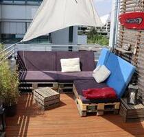 Helle 2-Zimmer-Wohnung mit Balkon in zentraler Lage - 52 m² in Düsseldorf