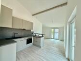 Foto - Neubau 2Zimmer OG Erstbezug EBK Balkon schnell in Lübeck & HH